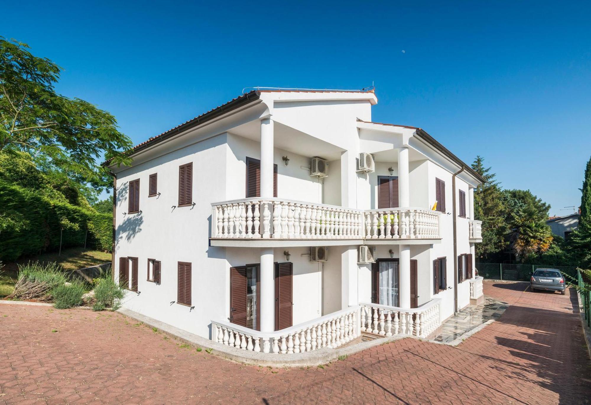 Apartments Vienna Замбратия Екстериор снимка