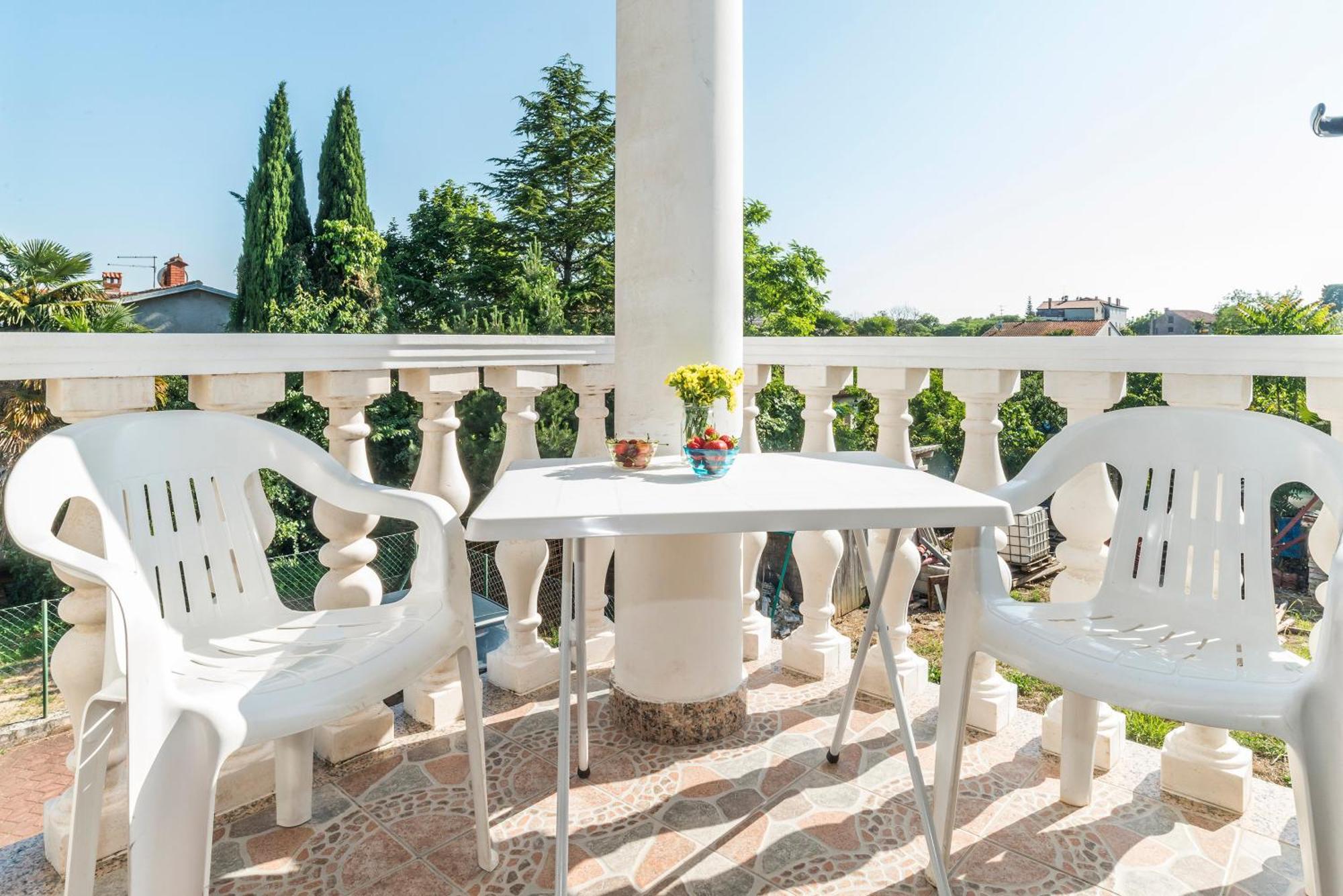 Apartments Vienna Замбратия Стая снимка